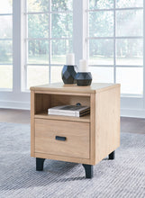 Load image into Gallery viewer, Freslowe Rectangular End Table
