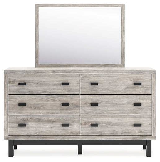 Vessalli King Panel Bed with Mirrored Dresser, Chest and 2 Nightstands
